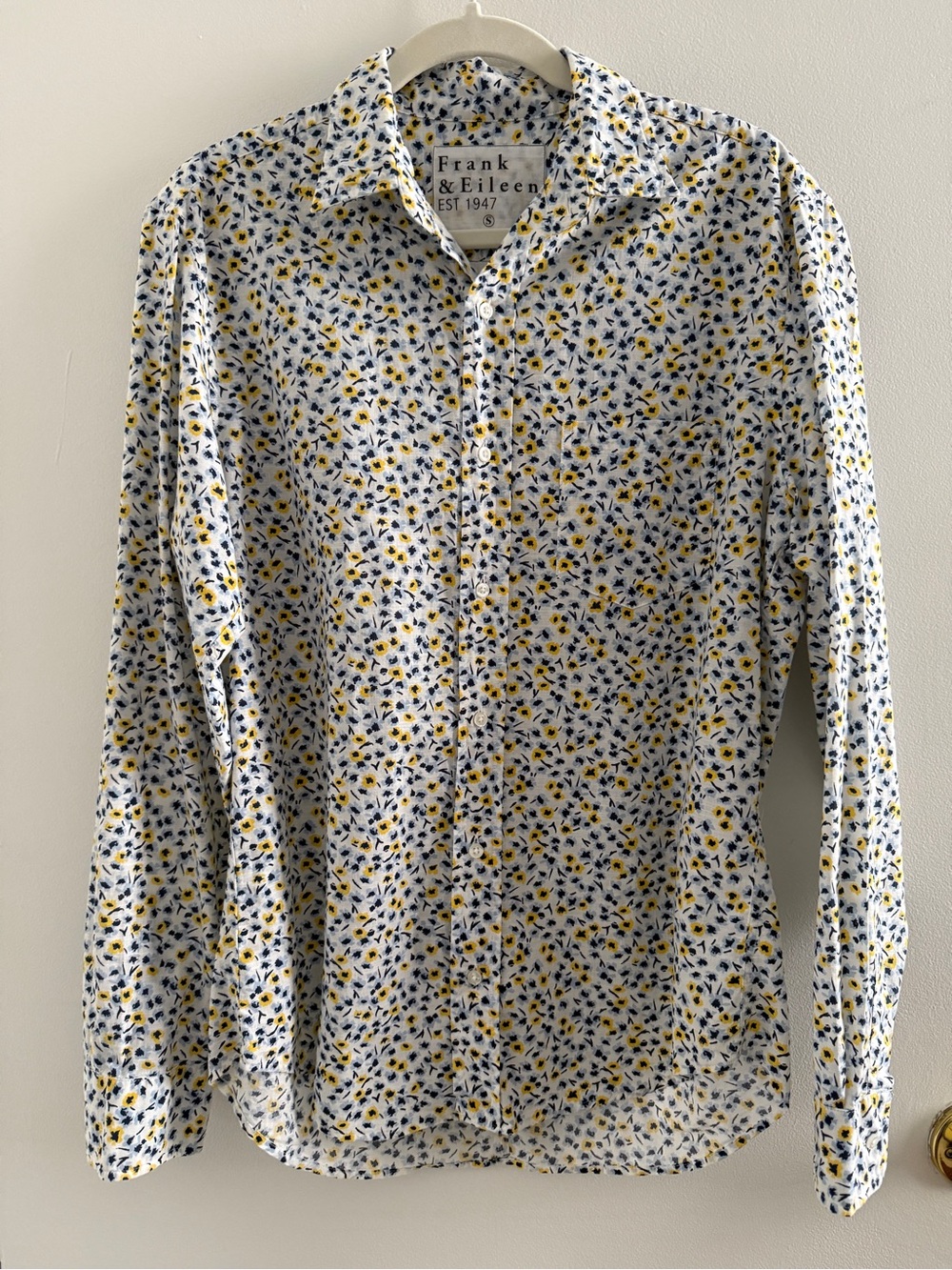 Frank and Eileen Button Up Multicolor Floral Don Shirt Italian Cotton Small